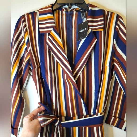 NWT Forever 21 Jumpsuit/Romper stripes Small - Picture 3 of 15